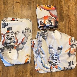 EUC FIVE NIGHTS AT FREDDY’s BEDDING LOT